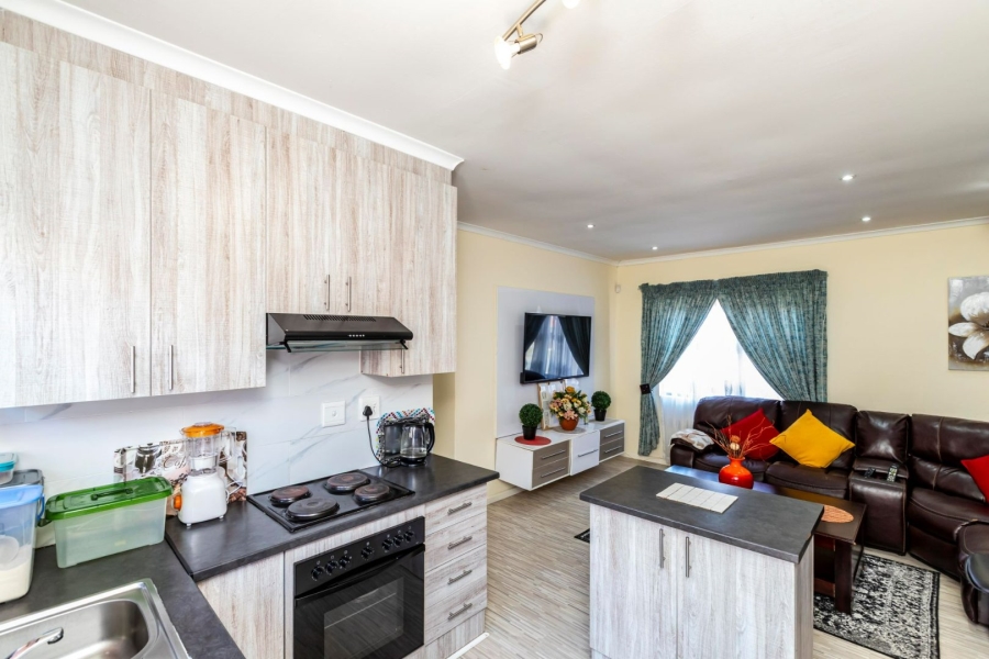 3 Bedroom Property for Sale in Cove Rock Eastern Cape